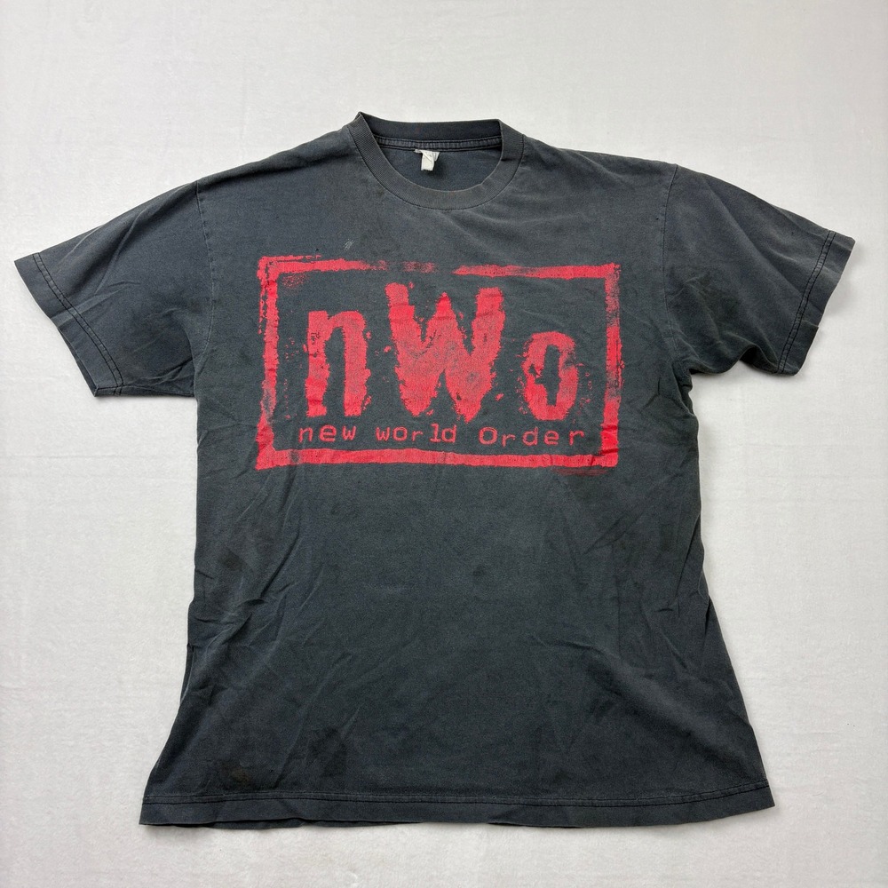 Vintage nWo New World Order T-Shirt Black Red WCW Wrestling Thrashed Size L